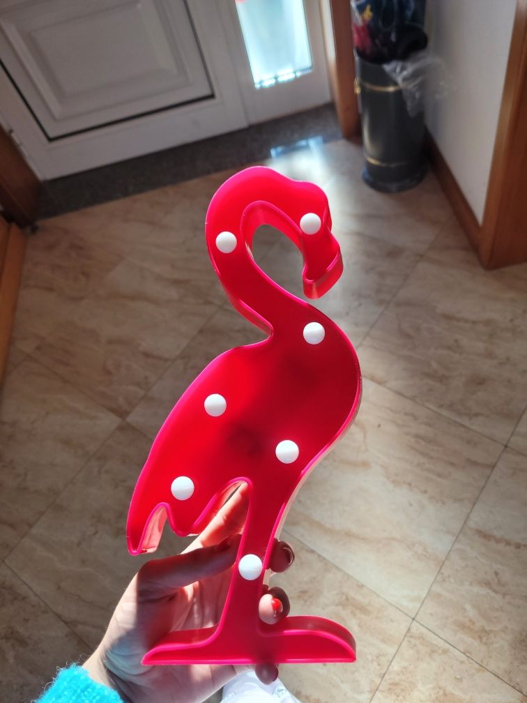 Iluminária de flamimgo