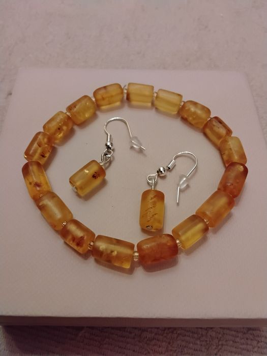 Bransoletka I kolczyki z bursztynu