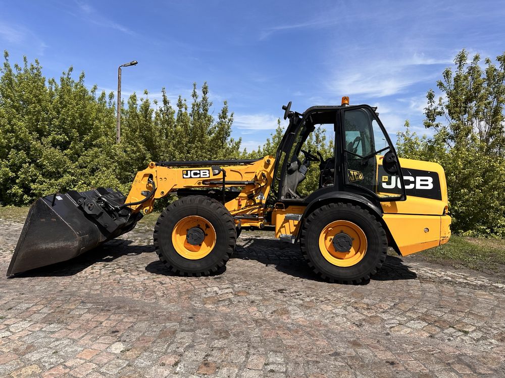 Ładowarka teleskopowa JCB TM310