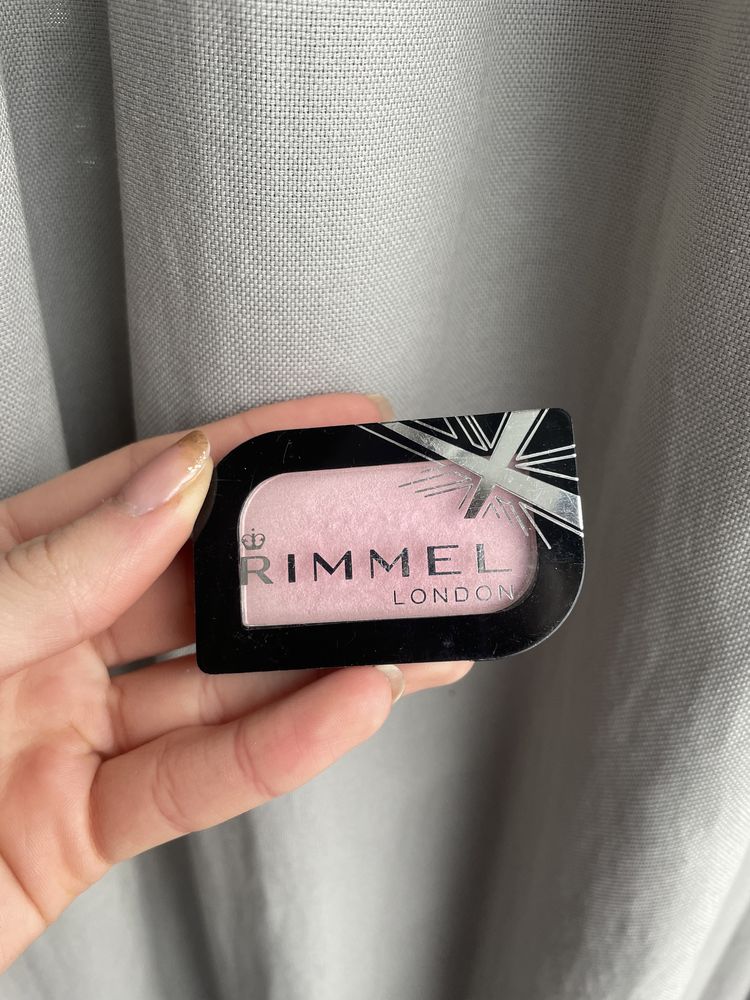 Cień rimmel magnif’eyes