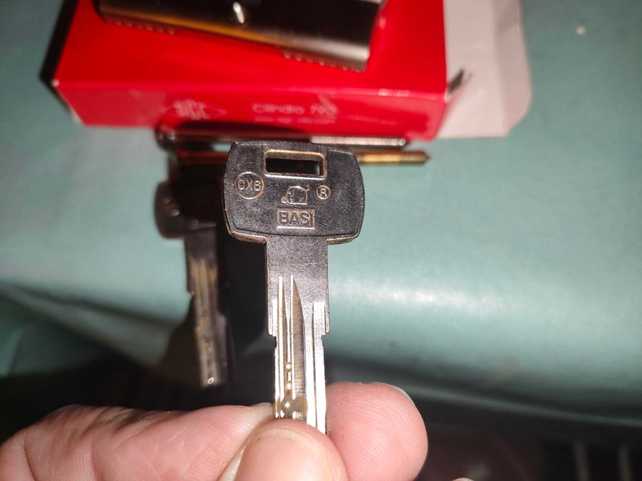 Cilindro / canhão porta de alumínio