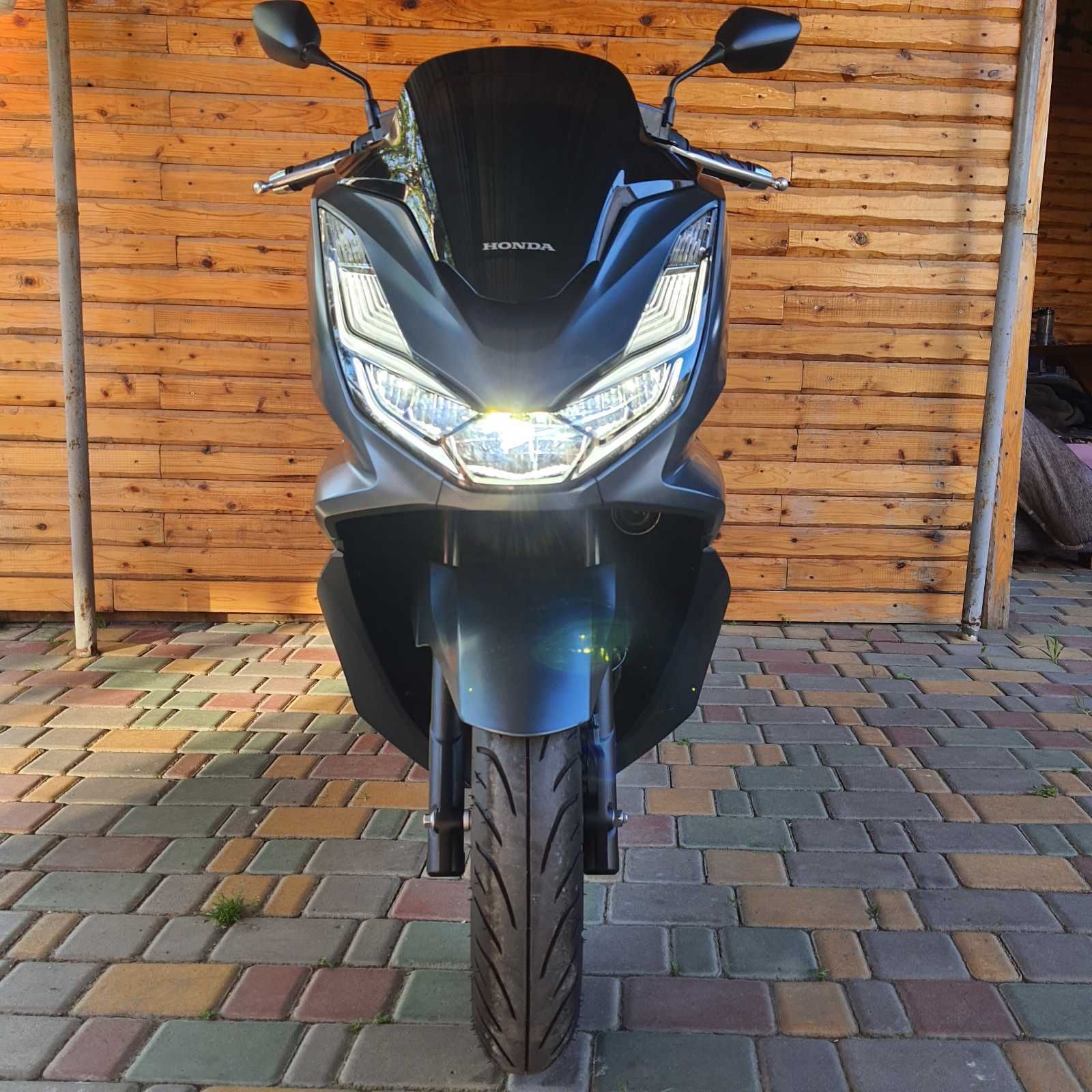 продам Honda pcx 160