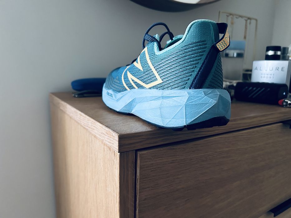 FuelCell Venym New Balance