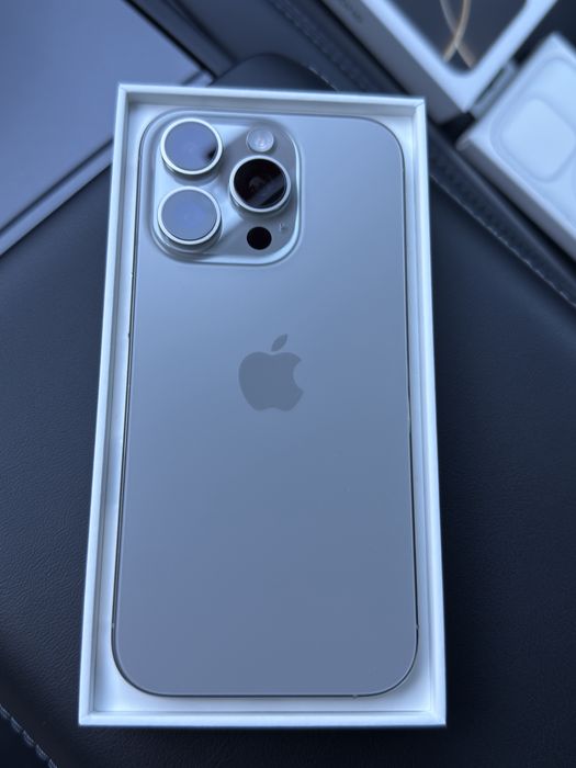 Iphone 16 Pro 128GB Titânio Natural