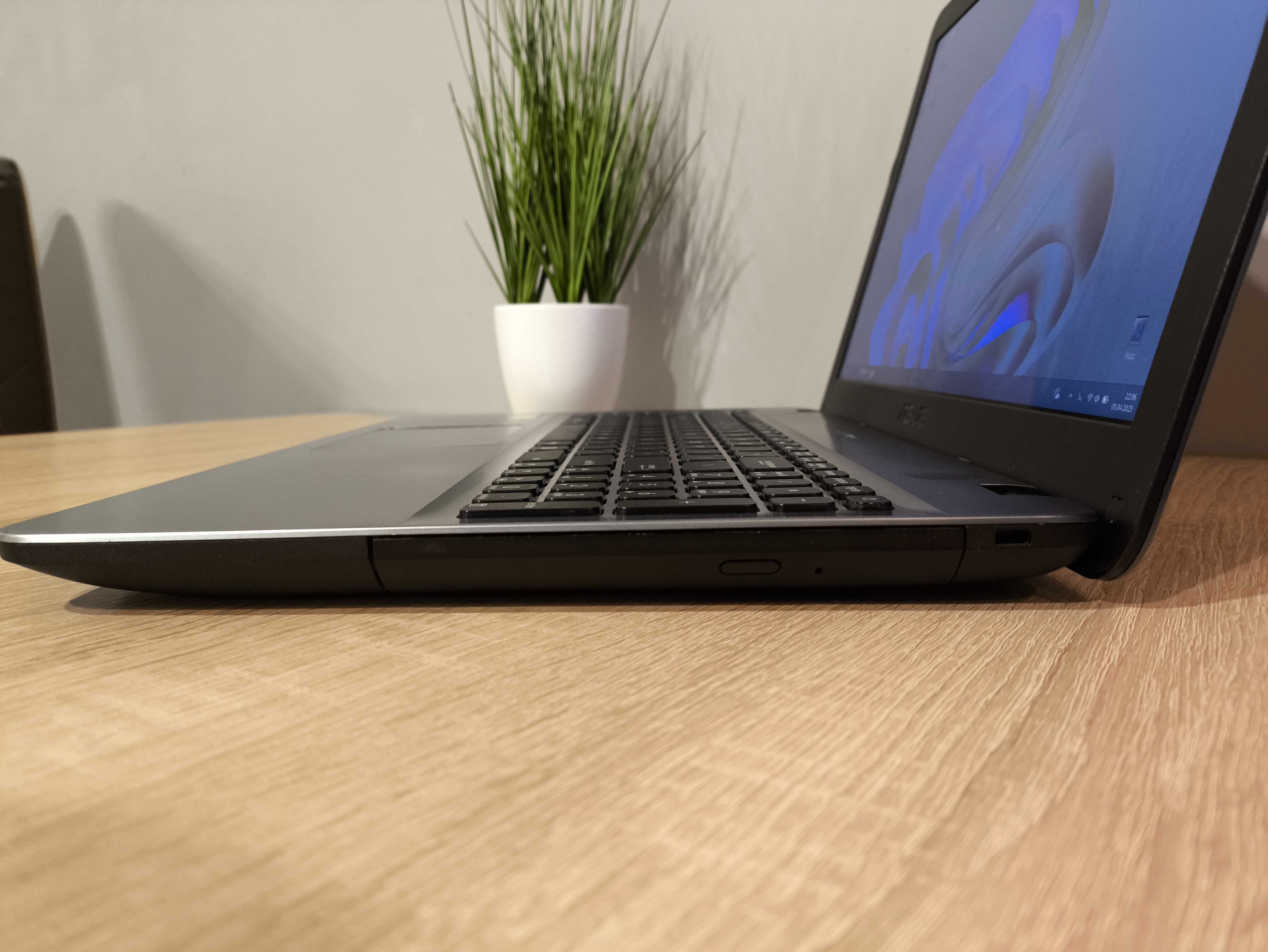 Zadbany Asus - Intel i3 | Nvidia | SSD | 15" FullHD | Windows 11