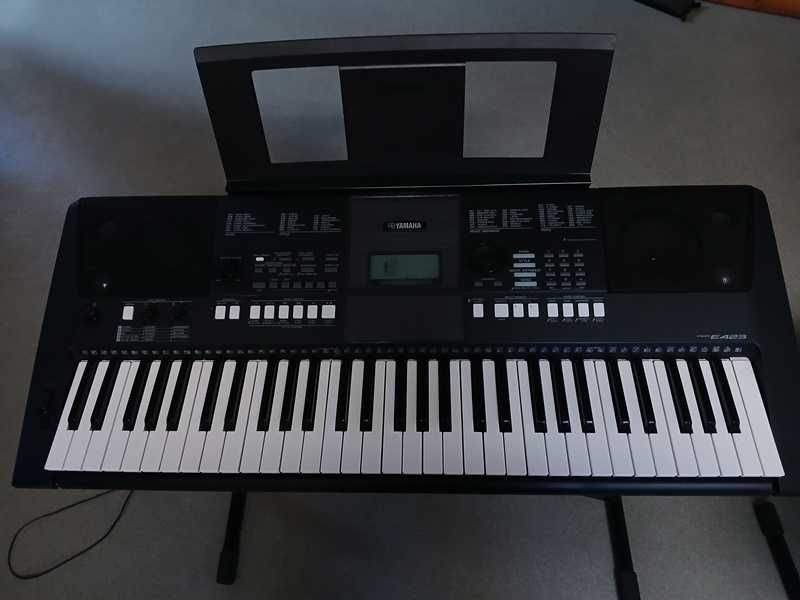 Keyboard Yamaha PSR E- 423