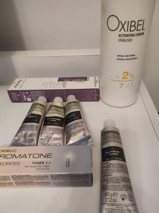 4 tonery Montibello, farba Fanola T.11, oxydant 2%