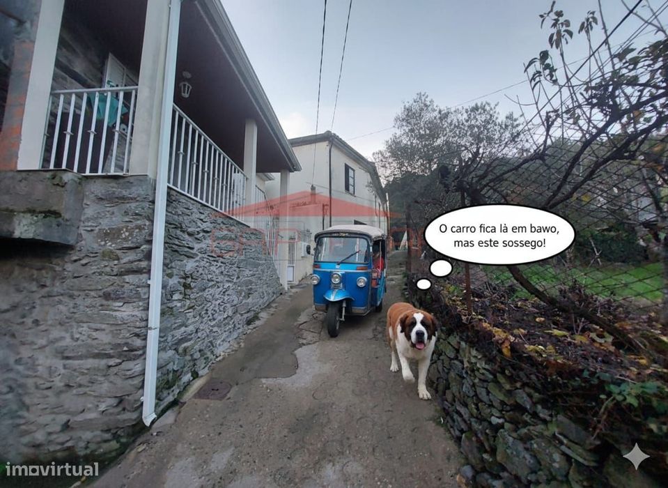 Moradia T3 com varanda e acessibilidade