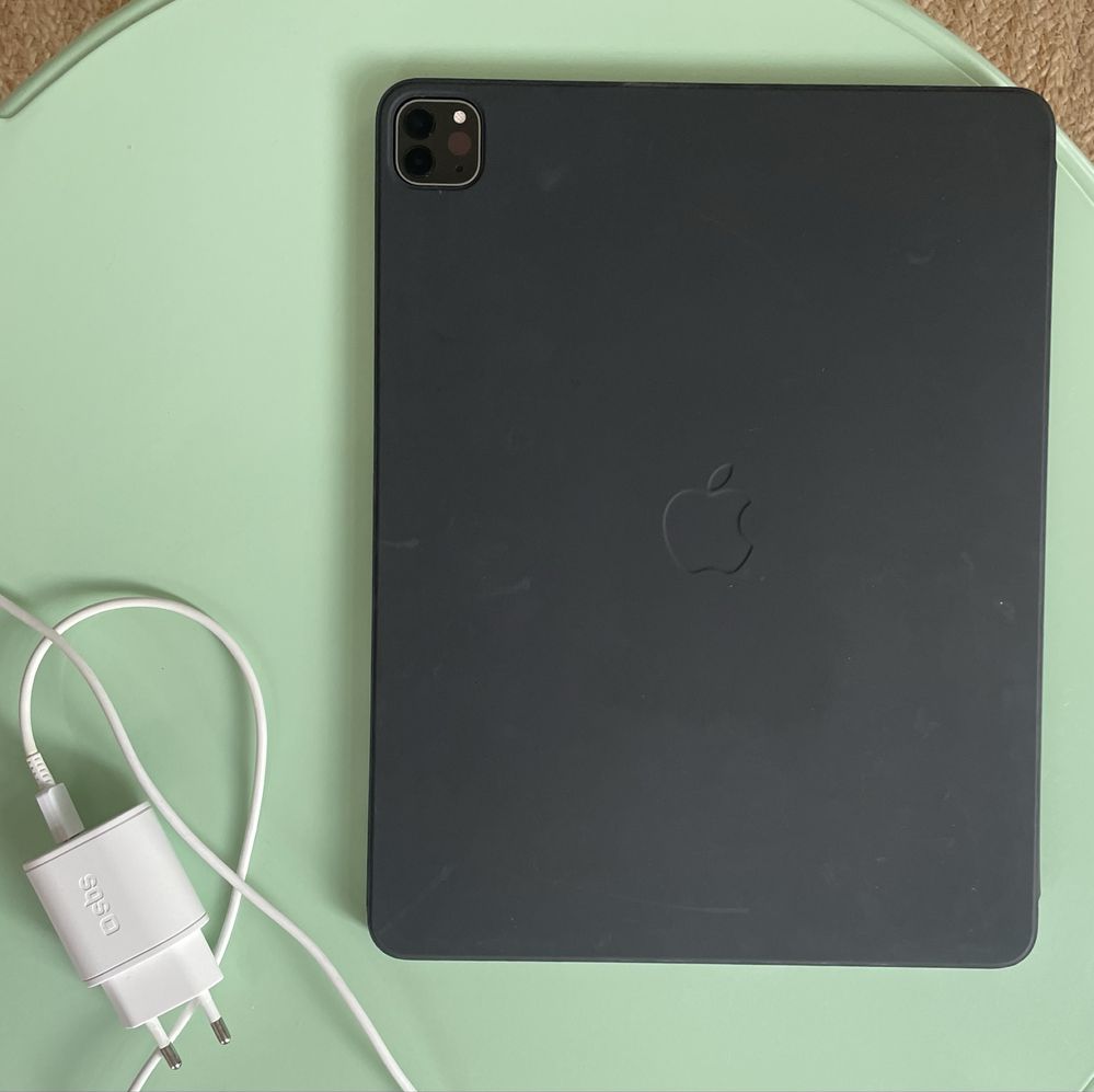 iPad Pro (12,9", 6ª geração) MNXR3TY/A (256 GB)