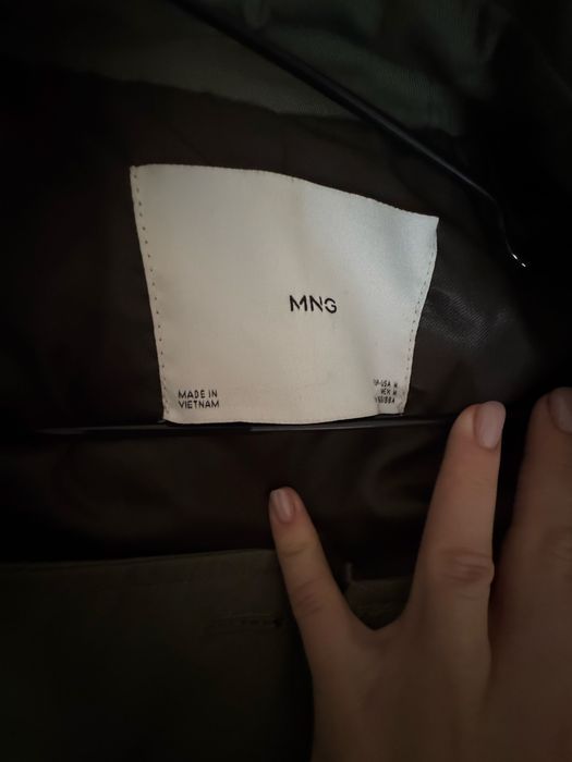 Плащ Mango осінній