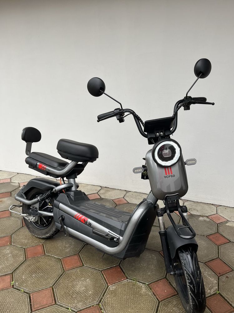 Електроскутер New Bike