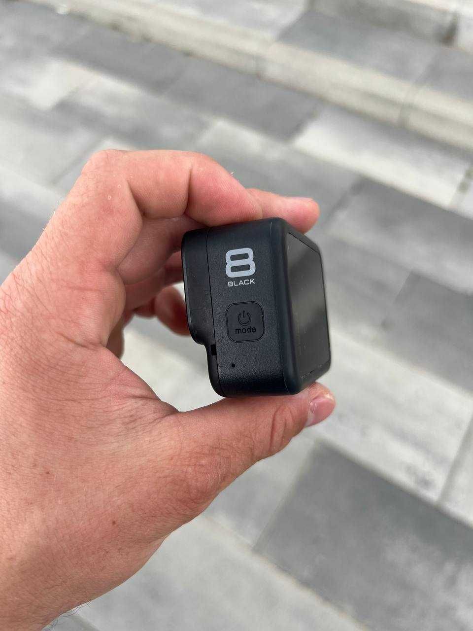 Екшн камера GoPro HERO 8 Black