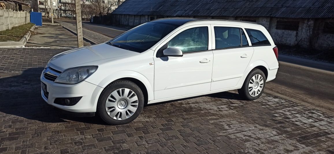 Opel Astra H 1,7 td