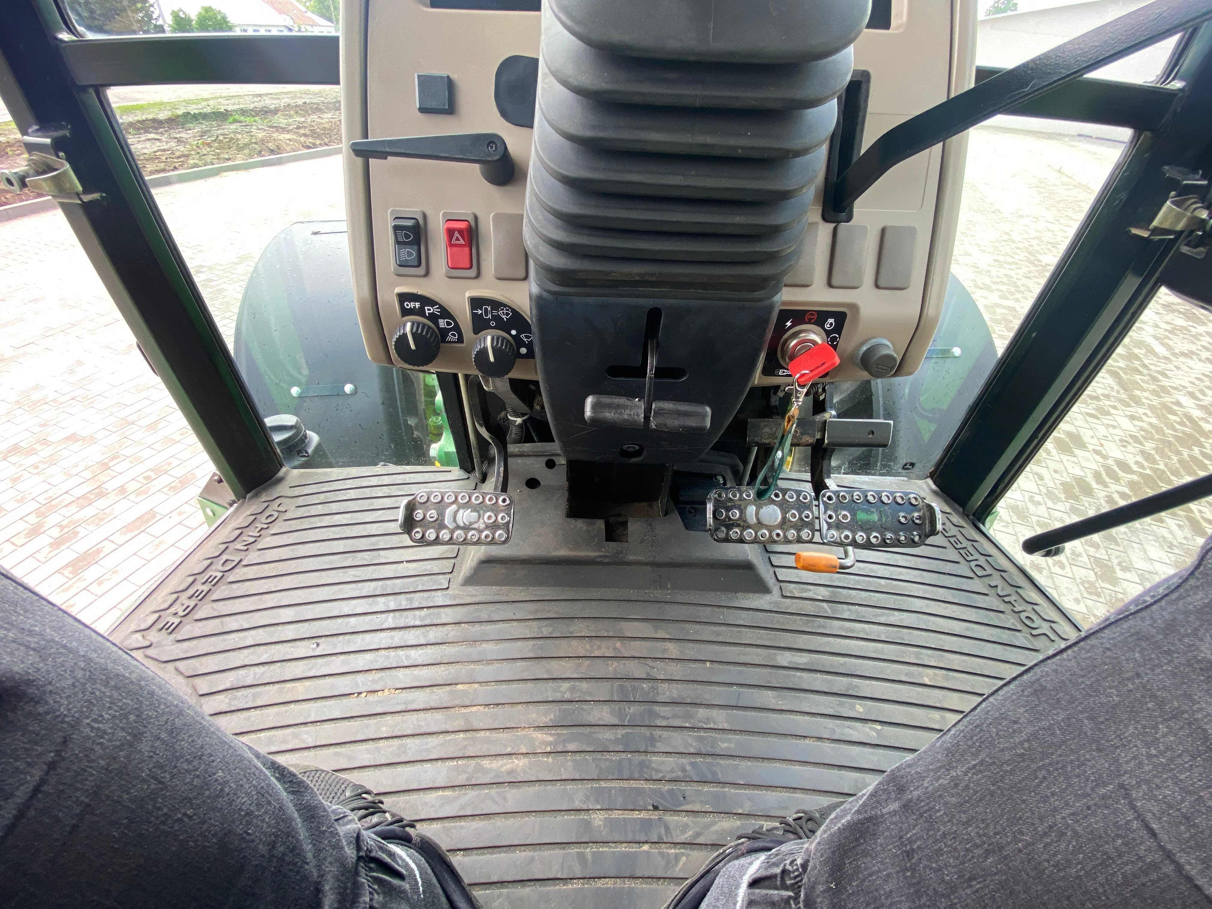 Трактор John Deere 6130 D 130к.с