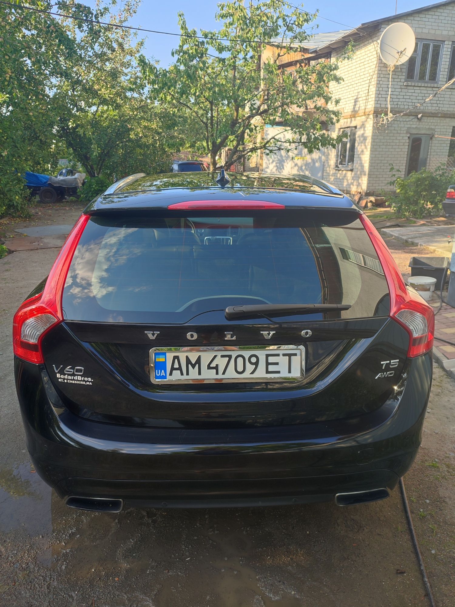 Продам свою 2016 VOLVO V60 T5 PREMIER