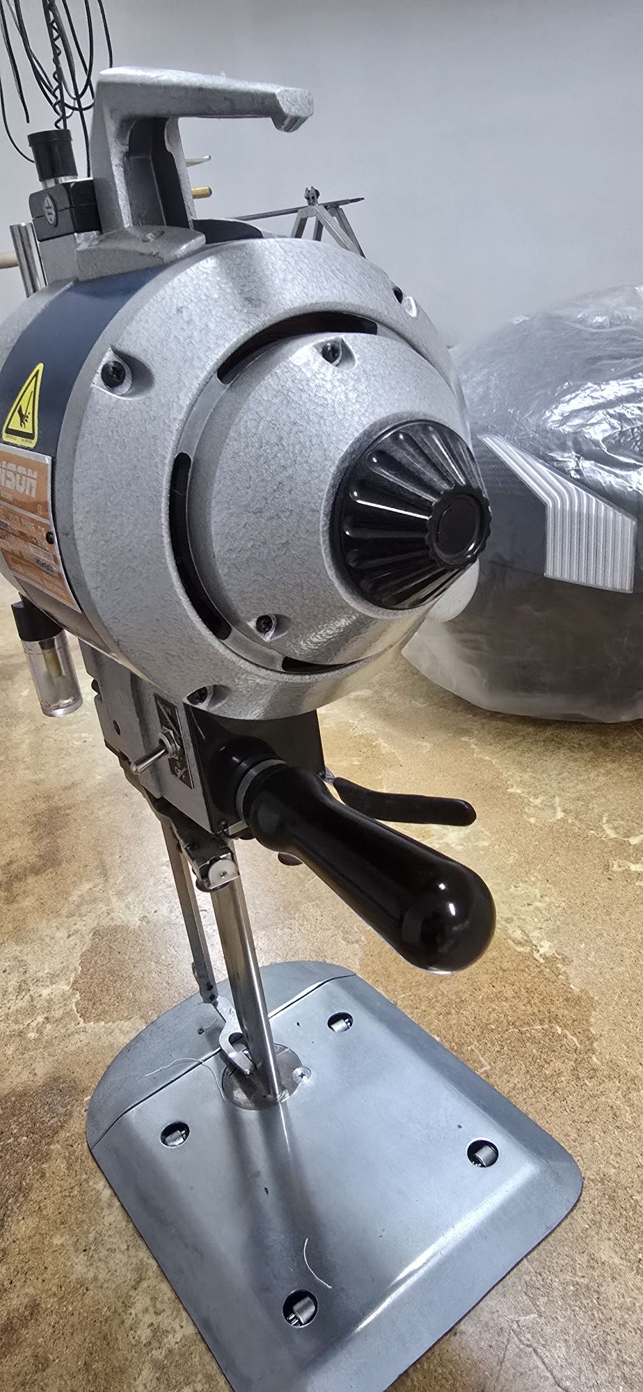vendo tesoura corte 8 polegadas