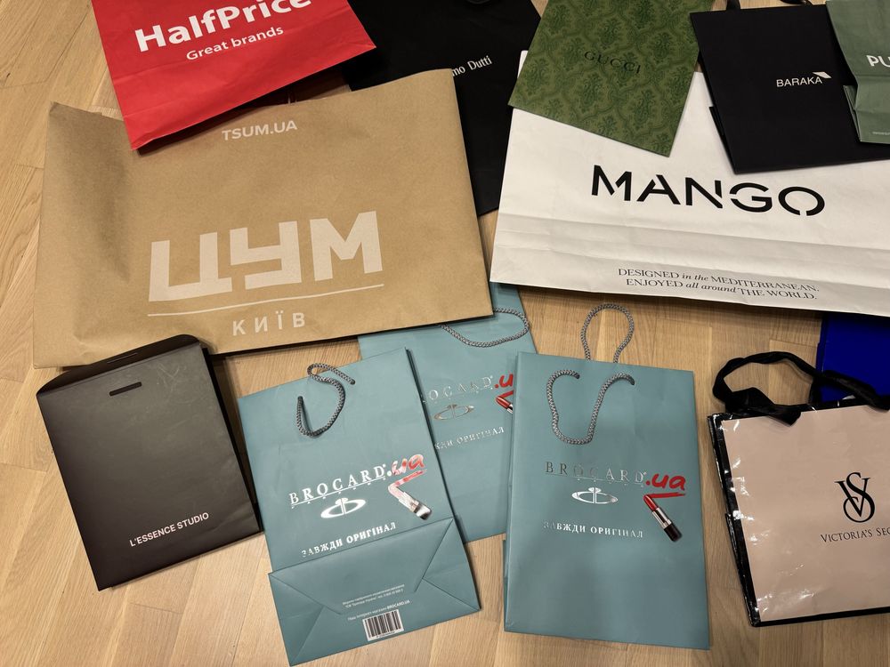 Брендовые пакеты gucci/цум/brocard/cher/adidas/mango/massimo/vs/baraka