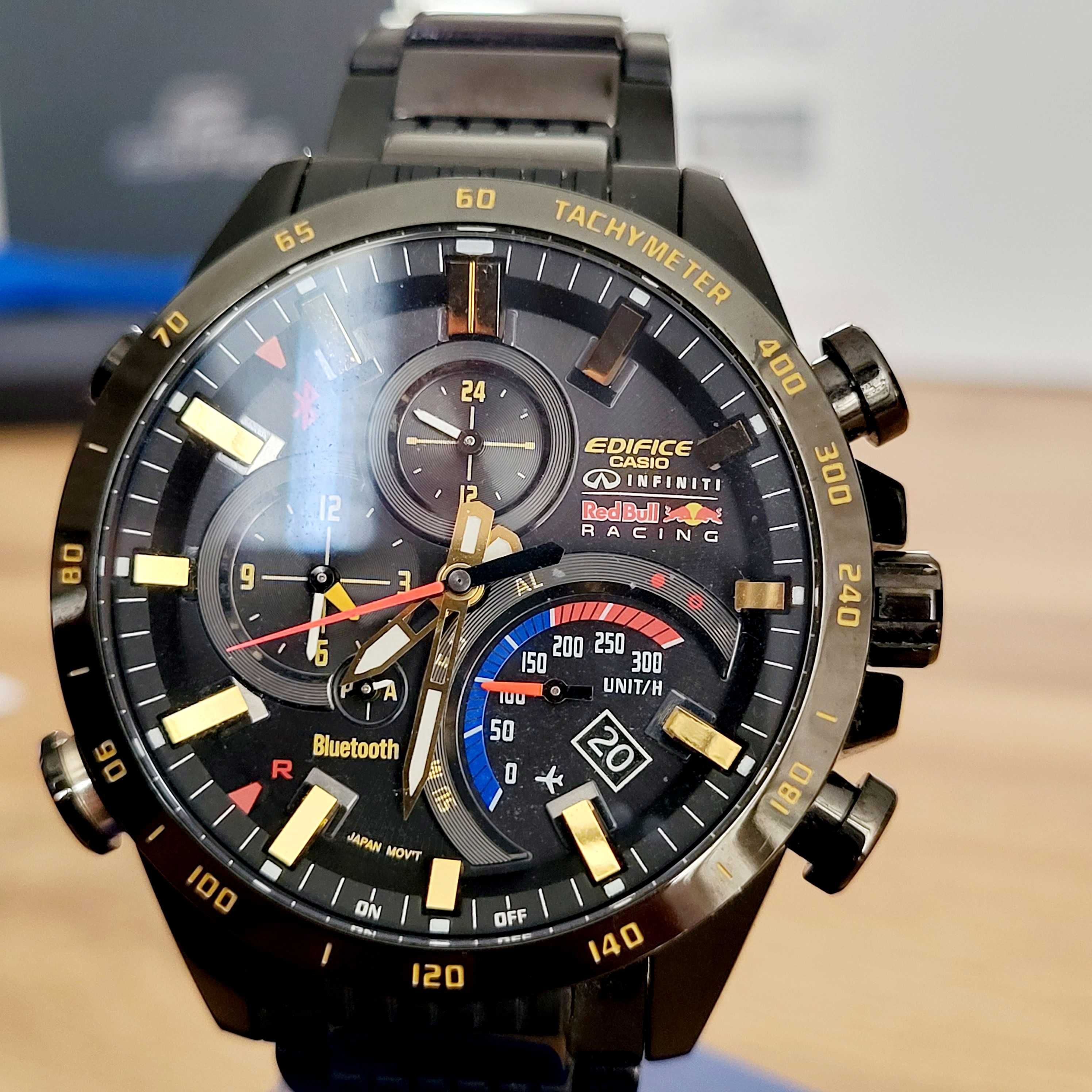 Zegarek Casio Edifice Red Bull Racing Limitowana edycja  EQB-500RBK