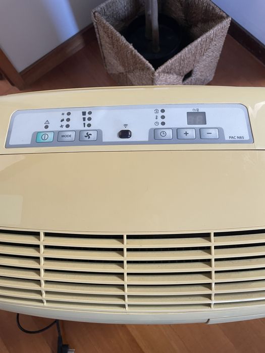 Vendo Ar Condicionado Portátil DELONGHI TYPE PAC N85