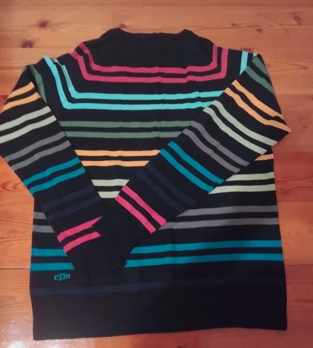 Sweter męski w kolorowe paski