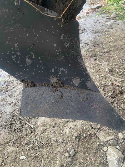 Плуги 3х25 віракс Шепетівські