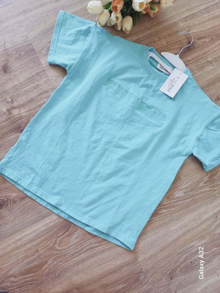 Bluzeczka t shirt. Jakość premium M/L