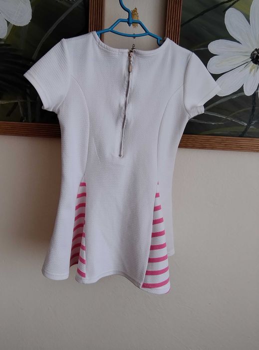 Sukienka dla dziewczynki r.104