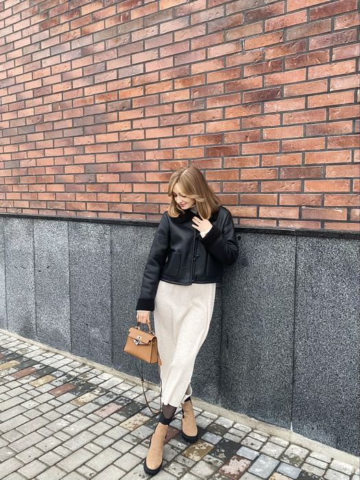 Чорна дублянка Zara