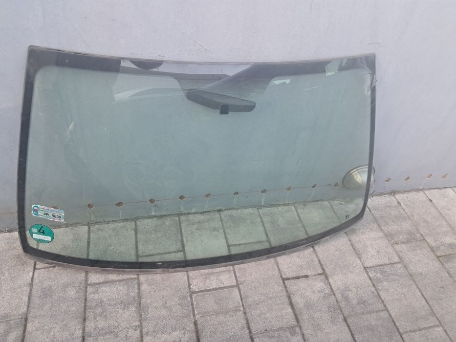 Szyba przód przednia czołowa Renault Clio 2 rok 2005