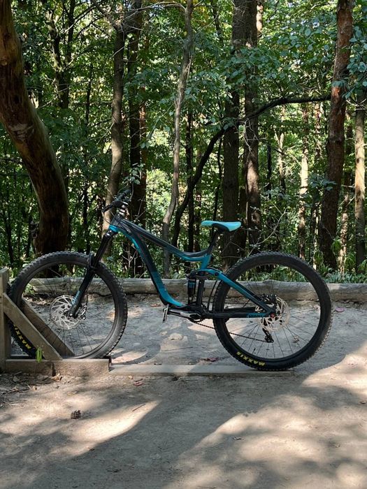 Продам терміновоДвохпідвіс giant reign 2 2015