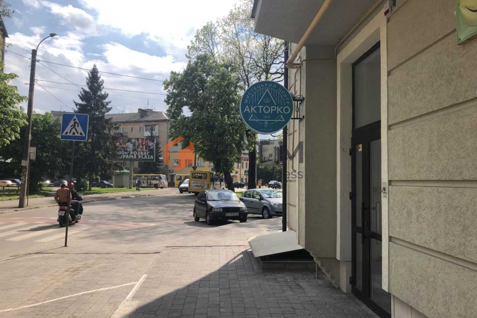 Унікальна пропозиція комерційного 3-х рівневого приміщенння
