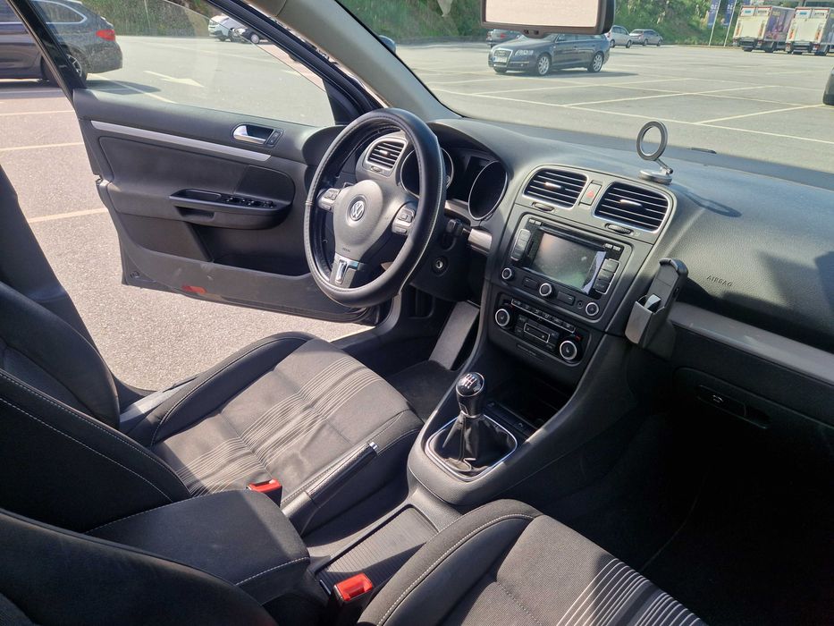 Vende-se VW Golf Variant Match 2.0 – 2012 – Excelente Estado!