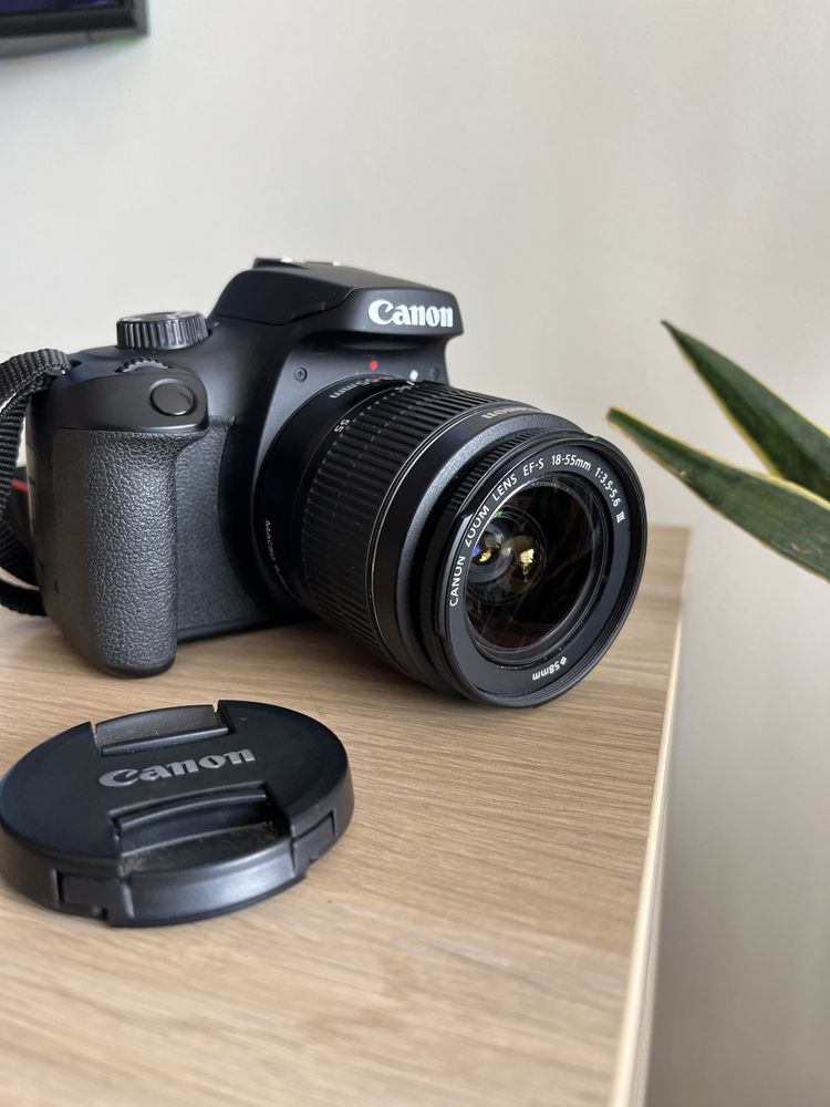 Canon 4000D + Lente EFS 18-55 mm + acessorios originais canon