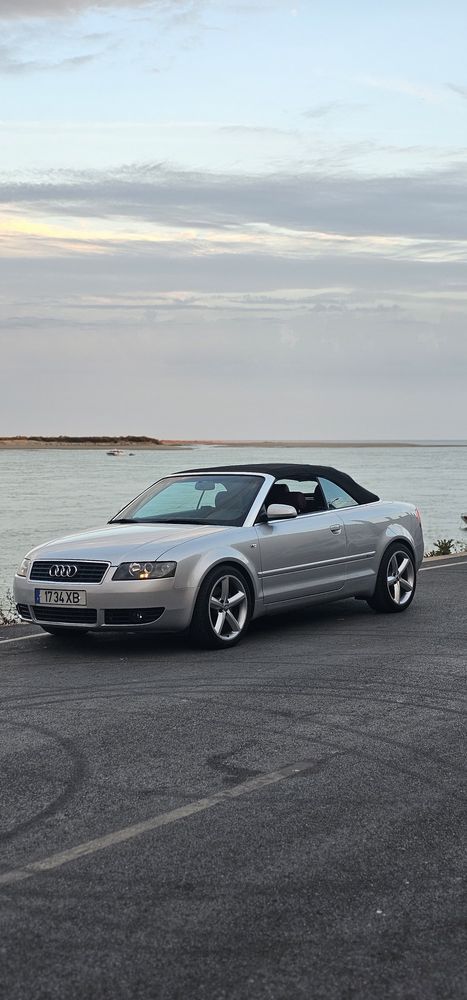 Audi A4 Cabrio 1.8 Turbo – Nacional