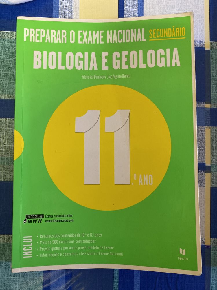 Livro de exames de biologia e geologia