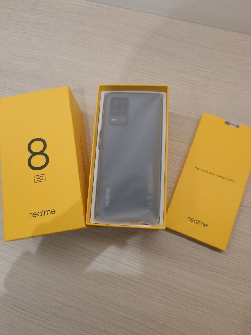 Smartfon realme 8 5G
