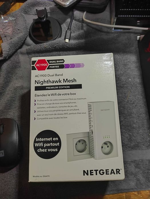 Wzmacniacz Wi-Fi Mesh Netgear Nighthawk AC1900 (EX6470)