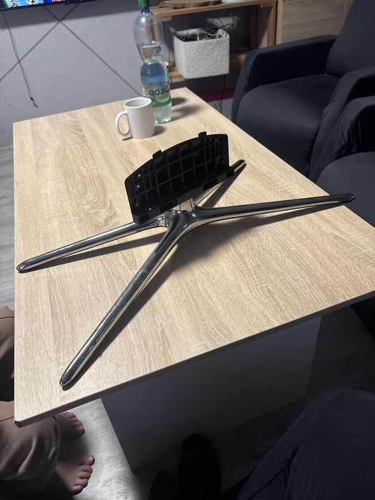 Podstawa stopa noga od Samsung UE46F6650 , UE46F6500 , UE46F5500