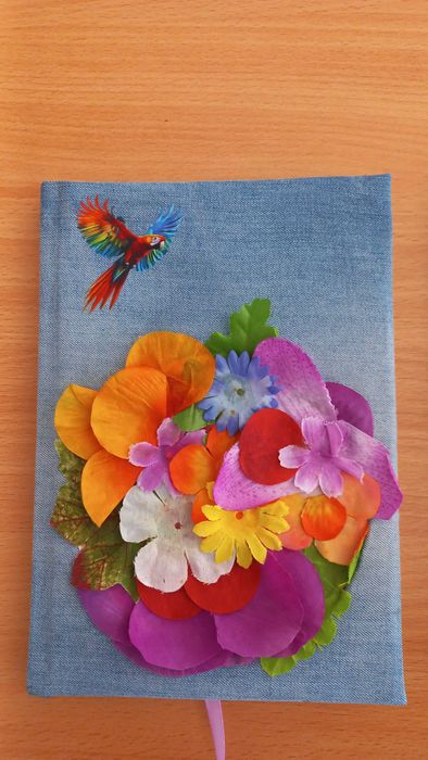 Zeszyt A5 w twardej oprawie, pamiętnik.