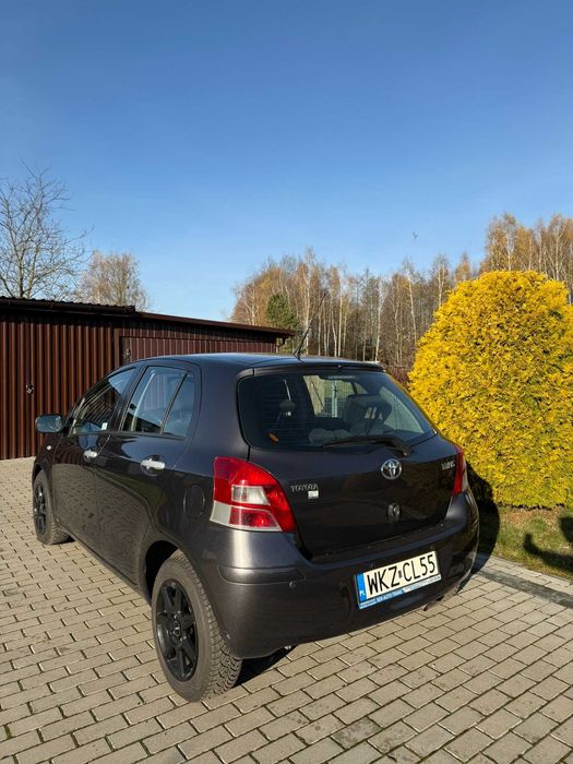 Toyota Yaris II Hatchback 5d 1.33 Dual VVT-i 101KM 2010 Salon Polska