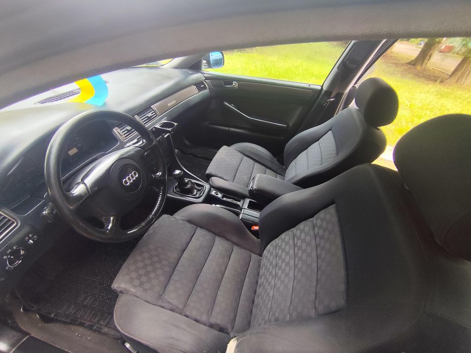 Ауді а6 с5 універсал квадро