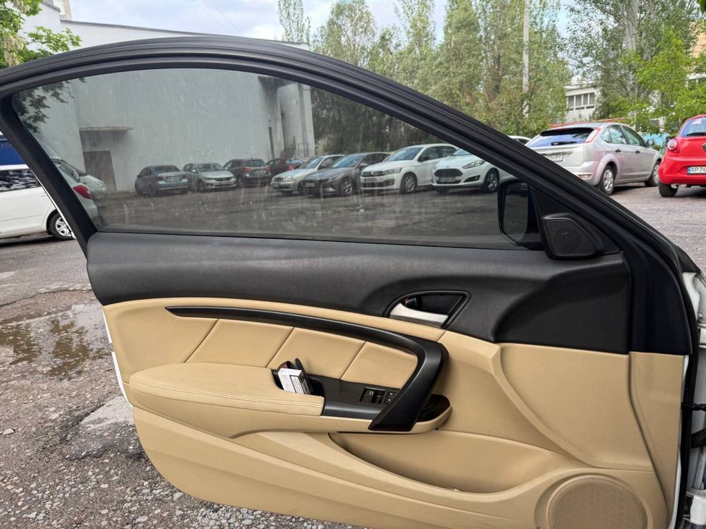 Доброго дня, продаю своє авто, другий власник в Україні