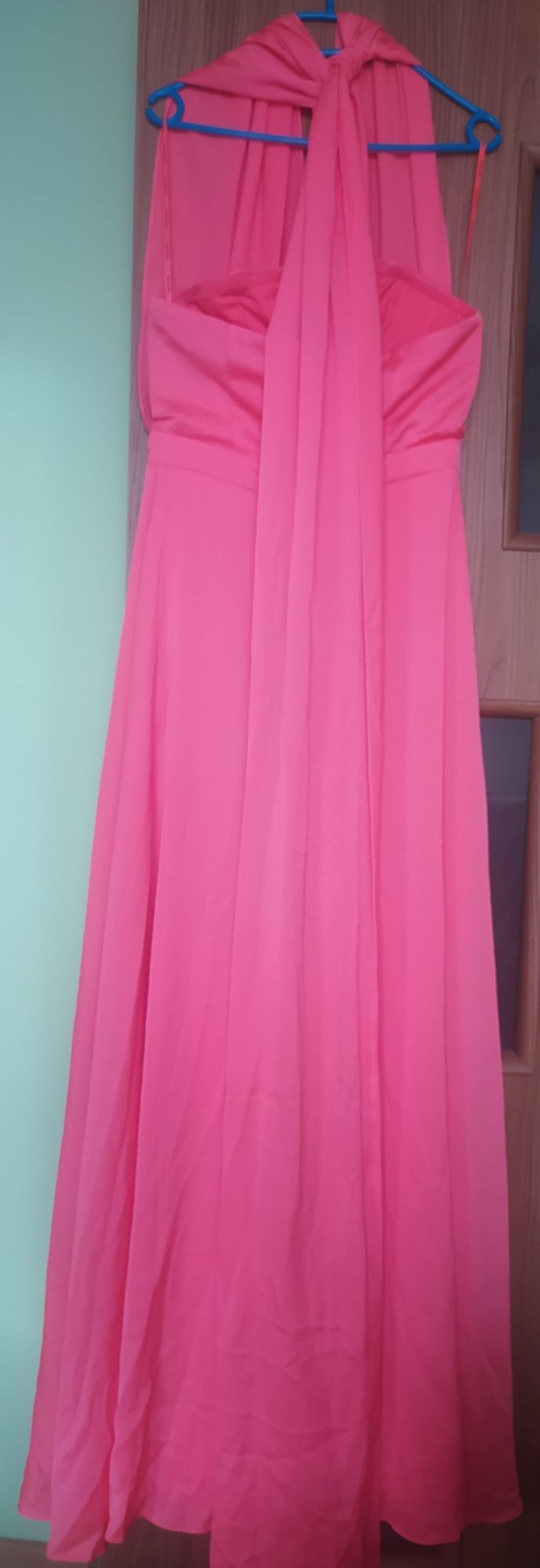Sukienka kolor łososiowy