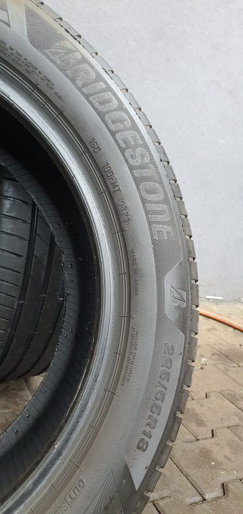 225/55/18 Bridgestone komplet