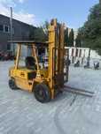 Навантажувач вилковий Komatsu FD25D - дизель