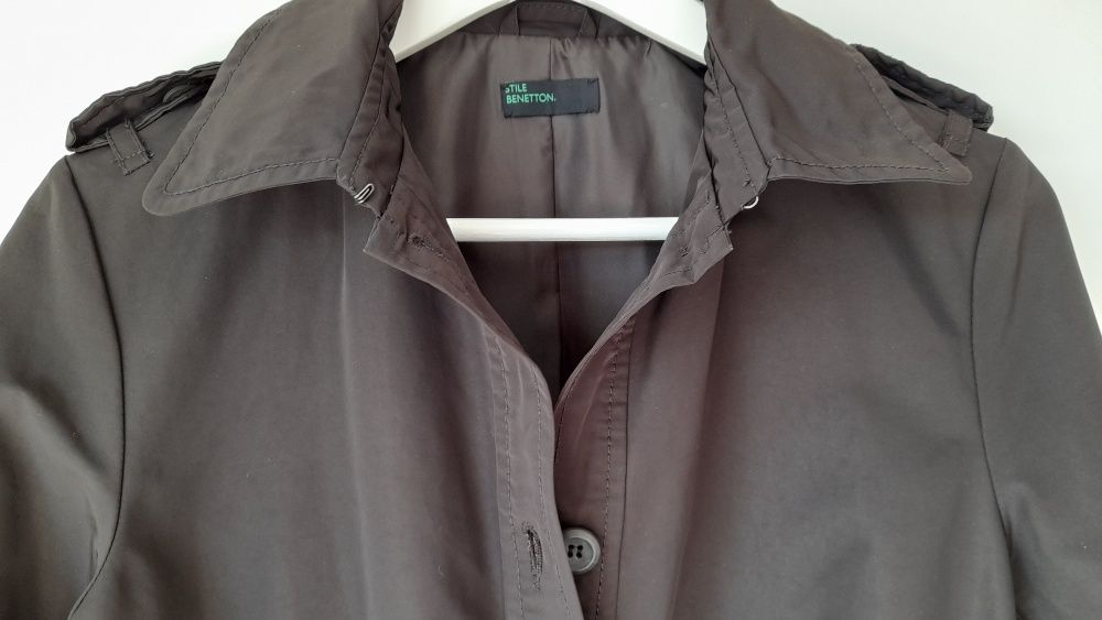 Gabardine/Trench Benetton - Novo