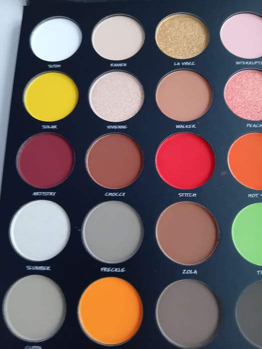 Morphe x Abby Roberts paleta 36 cieni do powiek