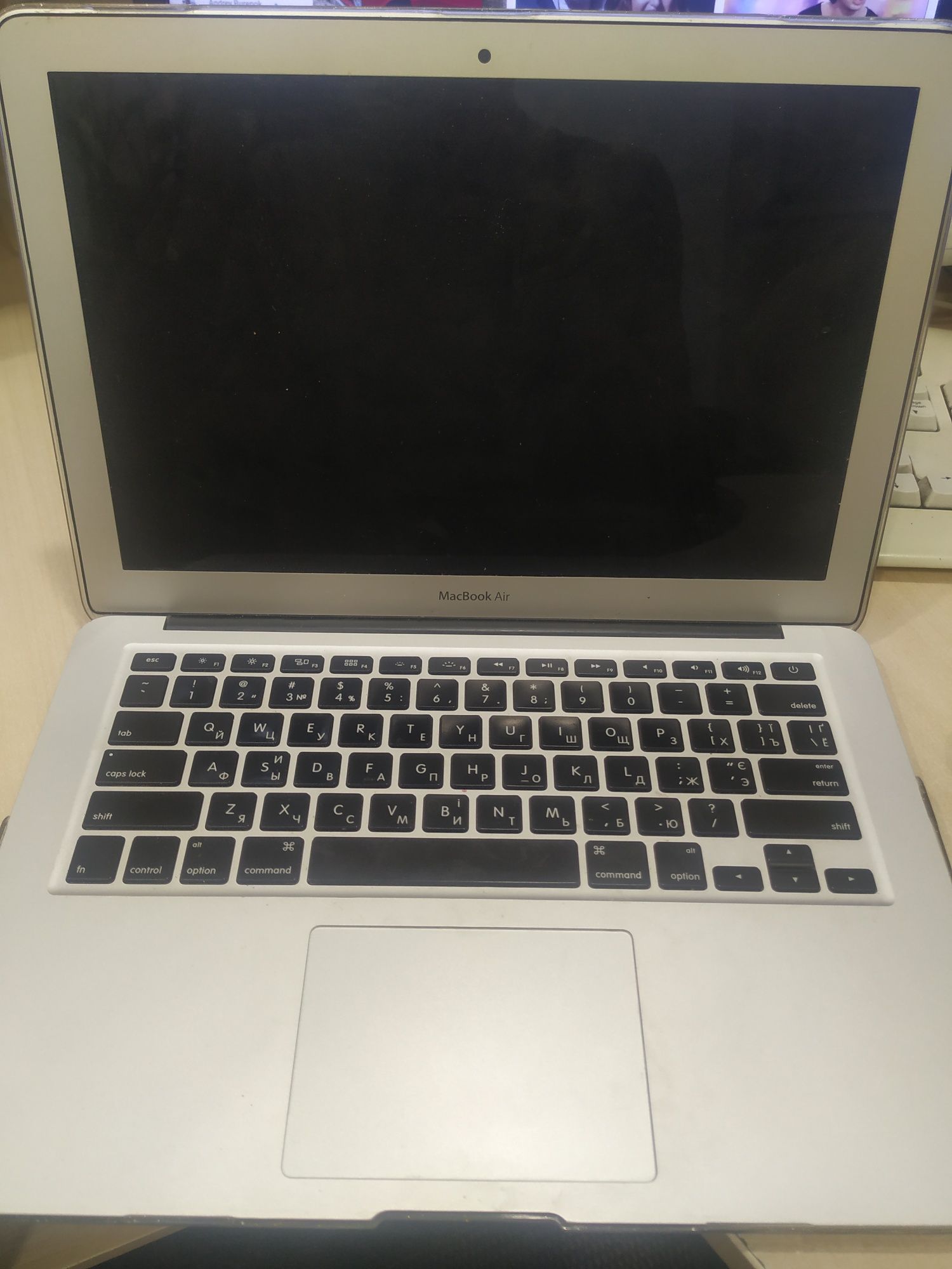 Macbook air 2018 (16/128)