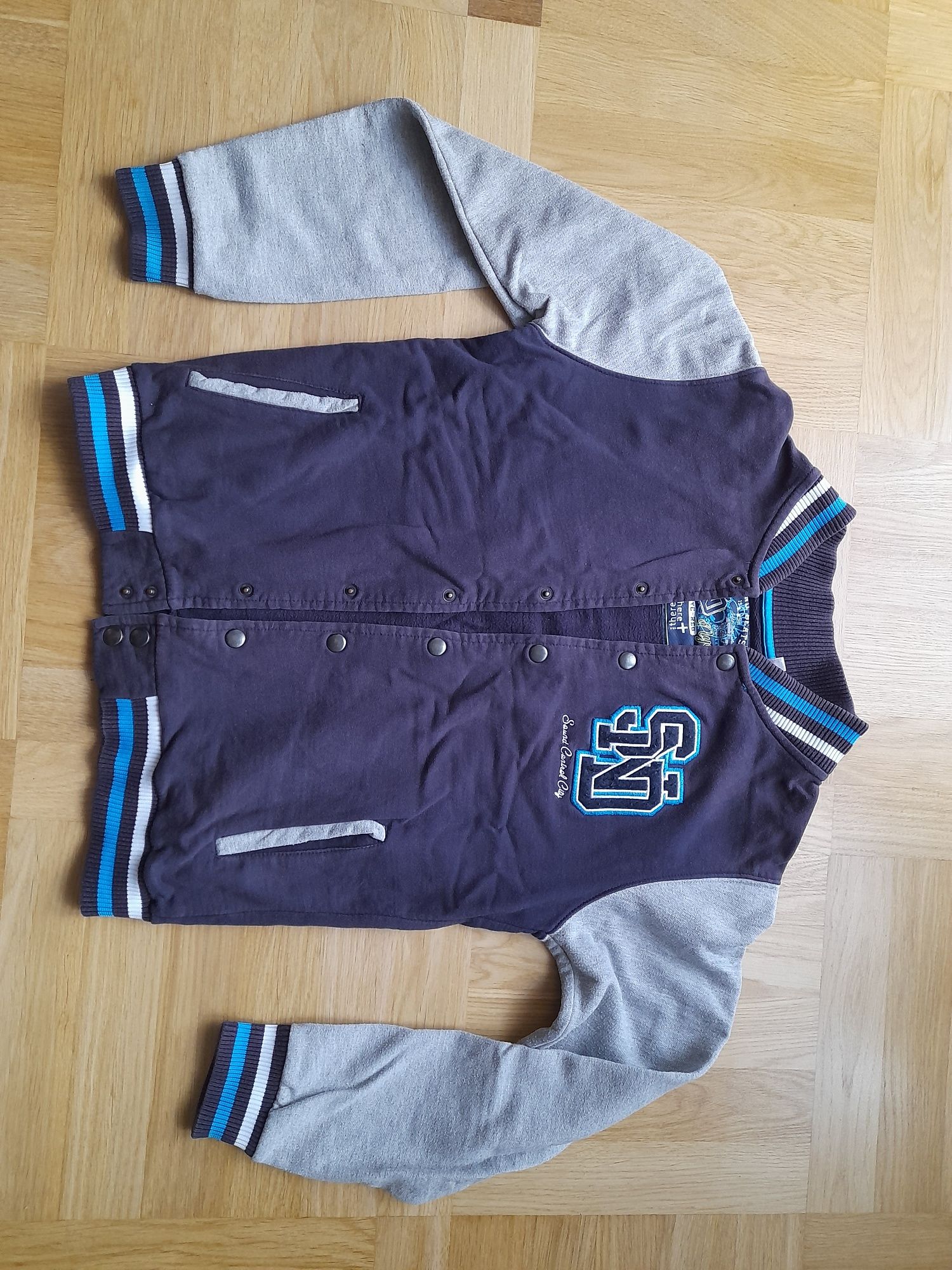 Zamienię 2 bluzy rozpinane dla chłopca r.158/164