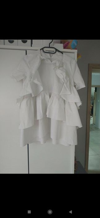 Koszula bluzka Zara oversize falbany S
Była przerabiana,ma rozprute pr